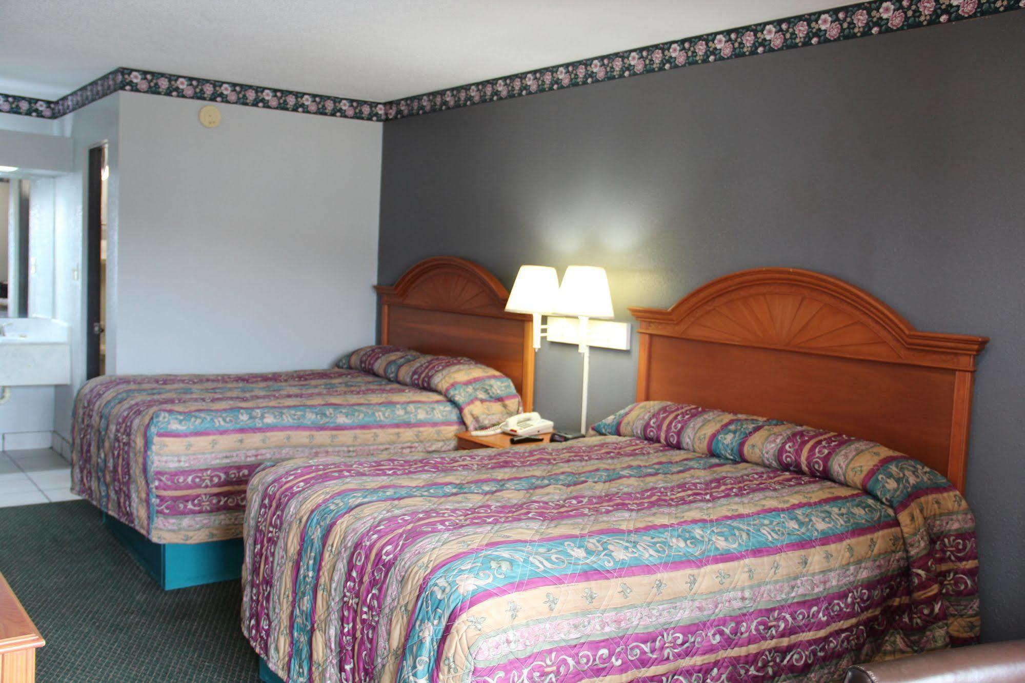 Sandcastle Inn Tybee Island Esterno foto